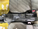 4WD(パートタイム)高低二段切替式:後輪駆動ベース