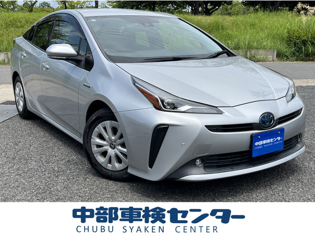 トヨタ プリウス 