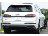 SQ7 4.0 4WD 新車保証/OP多数/507ps