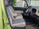 シートポジションも低めで運転がしやすく、小回りもききます。