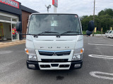 キャンター  2t積・平ボディ・全低床・AT車