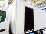荷台内寸:447&times;207&times;205 トヨタ車体/UT19A030252 リア観音扉 左サイドスライドドア ラッシングレール2段(70cm/140cm) 荷室灯2個