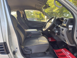 買ったばかりの愛車、ずっときれいにしていたいですよね!ご購入いただいたお車を綺麗な状態に保てるよう、コーティングなどのオプションもご用意しております。詳しくは店舗までお問い合わせください♪