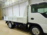 荷台内寸:305&times;160&times;37 極東開発/DD02-31 三方開 左右アオリ外側後方反射板1対