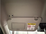 助手席サンバイザー