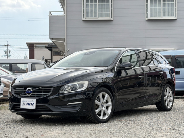 ボルボ V60 