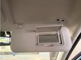 運転席サンバイザー鏡