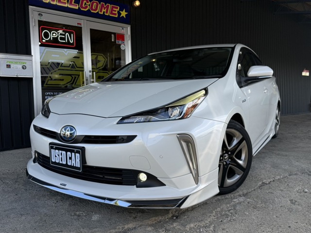 プリウス 1.8 S ツーリングセレクション E-Four 4WD モデリスタエアロ ローダウン