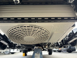 リアゲート部にAC100V家庭用エアコンを設置 レノジーディープサイクルサブバッテリー300Ah/3,840Wh レノジー 12V走行充電器 FFヒーター インバーター等電装系も充実