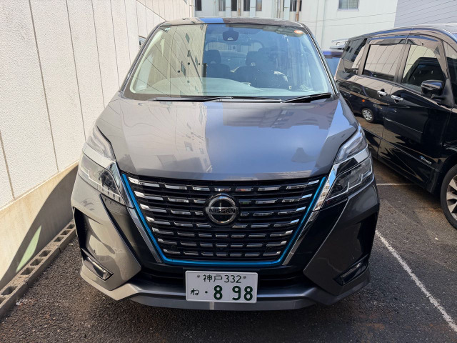 日産 セレナ 