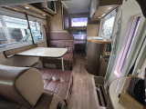 室内のコンディションも良好!トム200は中古車の流通台数がとても少ないのでお問い合わせはお早めに!!