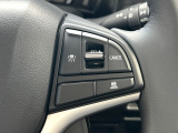 ACC(アダプティブクルーズコントロール)を搭載、前方を走行する車両と一定の間隔を保ちながら加減速から停止までを自動コントロールし、高速走行や渋滞時でドライバーの疲労を軽減する安全装備です