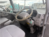 2980cc 1.45t 1.45トン 平ボディ 3人乗り 積載1450Kg ディーゼル 5速 5MT 3ペダル 普通免許OK パワーウインドウ に内外装仕上げ済み