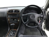 【展示車両について】 低価格を実現するため、微細な傷などは修理せずに展示している場合がございます。できるだけご説明させて頂くようにしておりますが、ご不安な方はスタッフまでお尋ねください。