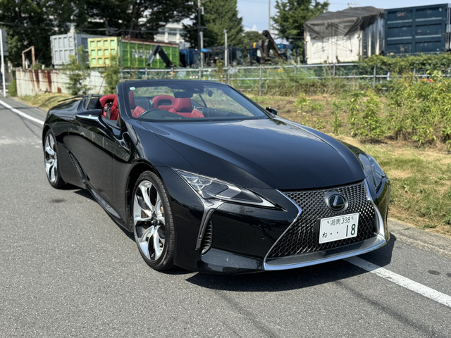 LC 500 コンバーチブル