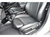 【丁寧な納車準備】当社ではご納車整備から、最終の仕上げまで、少しお時間を頂く車種が御座います。安心安全な状態でご納車するためのお時間です。(ご納車まで最短2週間～1ヶ月お時間を頂く車種が御座います。)