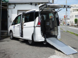 福祉車両XVチェアキャブスロープ車いす2名左オートステップ