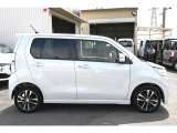 ☆★国家資格整備士在籍☆★ 整備のプロが常駐し、納車前点検からアフターフォローまで万全の体制を整えております!お車に関するお悩みや疑問点などがあれば、専門知識を持ったスタッフが丁寧にお答えします♪