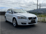 V50 2.0 クラシック 黒革シート サンルーフ
