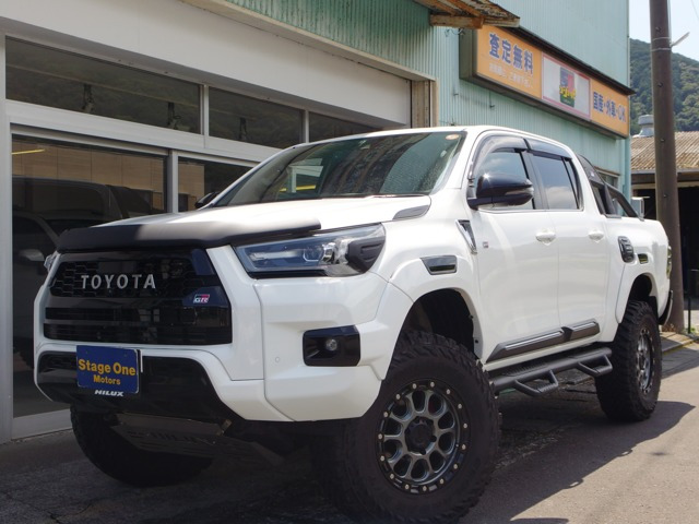 ハイラックス 2.4 Z GRスポーツ ディーゼル 4WD 純OPロールバー 外サイドステップ