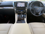 アルファード ハイブリッド 2.5 エグゼクティブ ラウンジ E-Four 4WD 