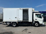 左右サイド扉 175馬力 5速MT H26キャンター・冷蔵冷凍車PG