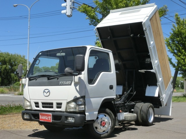 タイタン 4.8 ダンプ フルワイドロー ディーゼル 2tダンプ 全低床 4WD
