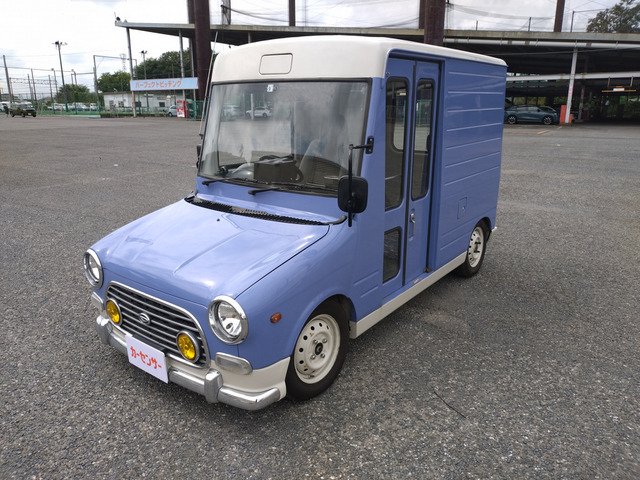 ミラウォークスルーバン  