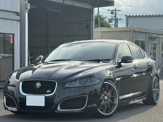 XF R