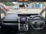 ヴォクシー 2.0 ZS 煌III エンジンオイル交換永年サービス ワンオーナー ユーザー買取車