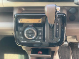 室内快適温度!オートエアコン装備で常に設定温度を保ってくれます。