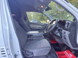 買ったばかりの愛車、ずっときれいにしていたいですよね!ご購入いただいたお車を綺麗な状態に保てるよう、コーティングなどのオプションもご用意しております。詳しくは店舗までお問い合わせください♪