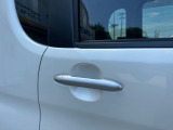 運転席側リア ドアノブ