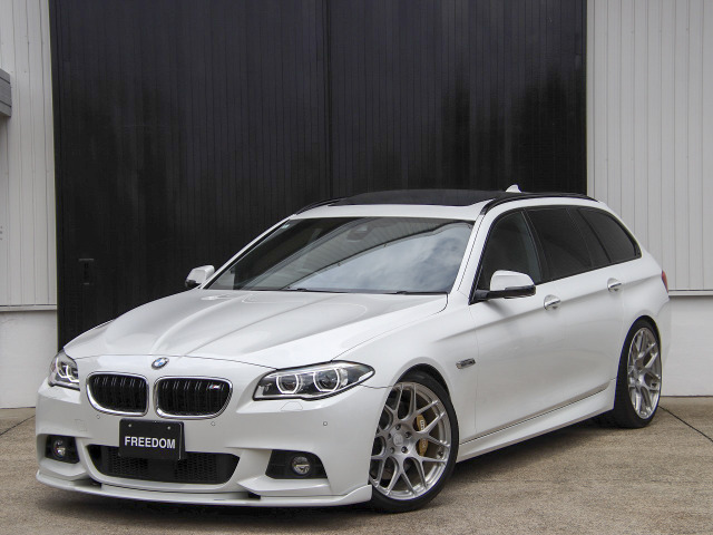 5シリーズツーリング 523d Mスポーツ HRE20AW レムス4本出しマフラー