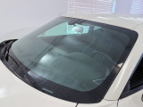弊社では納車後のアフターサービスに力を入れております。中古車は、買う時よりも買った後の心配がつきものだと思います。遠方の方でも安心していただけるよう、お近くの整備工場をご紹介させていただきます。