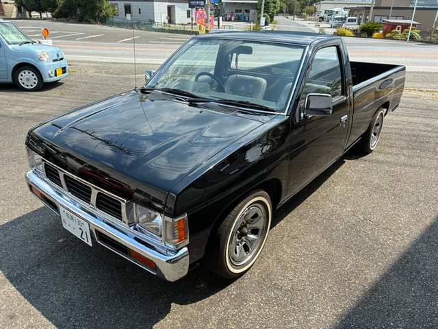 日産 ダットサンピックアップ 