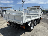 デュトロ  2tダンプ 4WD