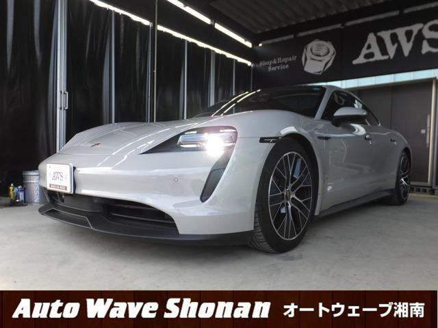 タイカン パフォーマンスバッテリー プラス 4+1シート 純正ナビ スポーツクロノパッ...