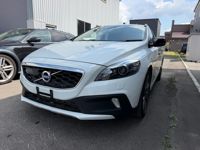 ボルボ V40クロスカントリー 