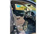 運転席まわりです。シート・内装の状態をご確認ください。