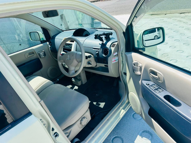 三菱 eKワゴン M 車検R10年5月まで の中古車詳細 (100,700km, イエロー