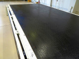荷台内寸:302&times;161&times;38 三方開 左右セイコーラック ロープ穴3対 鳥居荷受けアルミ縞鋼板張り アーム式PG 600kg付