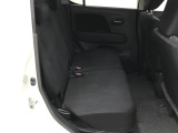 【全国納車OK】 現車をご覧になれないお客様でも、安心してお車をご購入いただける環境を整えております。 色々な角度から撮影したたくさんの画像など豊富な資料送りいたしております。
