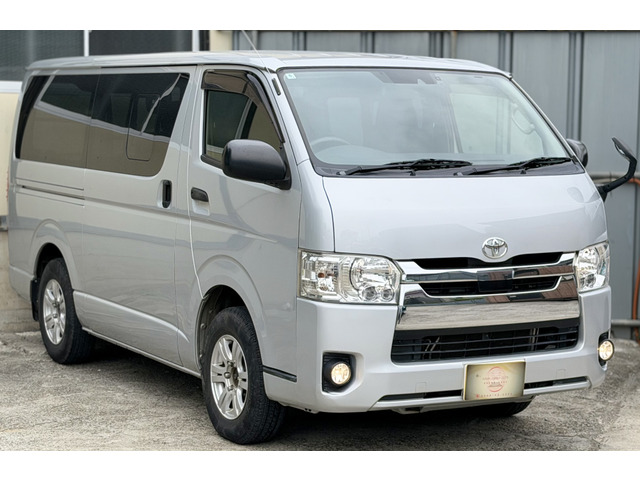 トヨタ ハイエースバン 