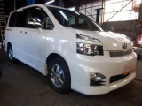 ヴォクシー  ZS 煌 4WD