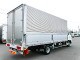 最大積載量:2,700kg