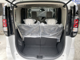 トランクも割りと広々してます!お問い合わせはTEL06-6430-1230 E-mail cars_genesis2007@yahoo.co.jpまで!!☆