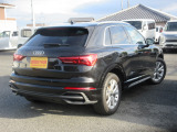 Q3 35 TFSI Sライン Wサンルーフ