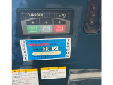 3相200V電源が必要です。
