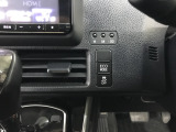 【自社整備工場完備】 自社整備工場を完備しており、納車前は徹底整備後お渡しとなります。自社工場だからこそ時間をかけれる。自社工場だからこそきめ細かい整備を。自社工場だからこそ出来る事があります。